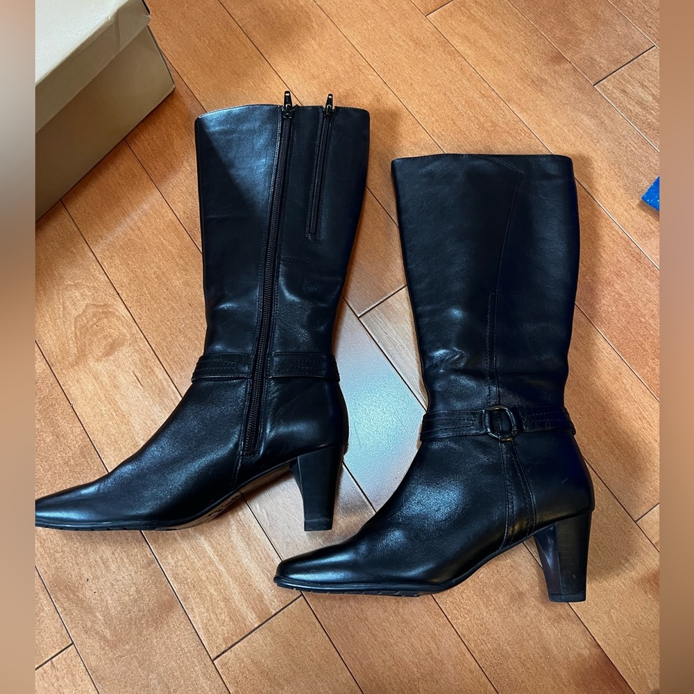 Naturalizer tall boots - Picture 2 of 7